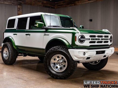 Used 2025 Ford Bronco Outer Banks image 1