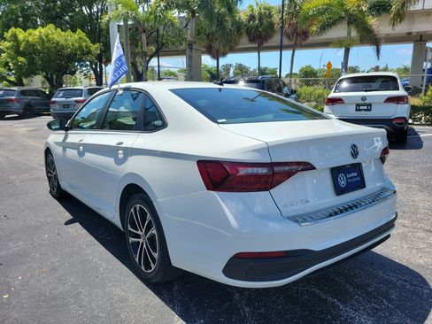 Certified 2023 Volkswagen Jetta Sport FWD image 3
