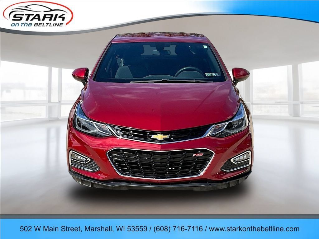 Used 2017 Chevrolet Cruze LT w/ Convenience Package FWD image 2
