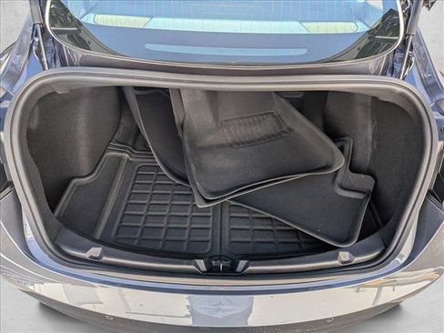 Used 2020 Tesla Model 3 Standard Range Plus image 6