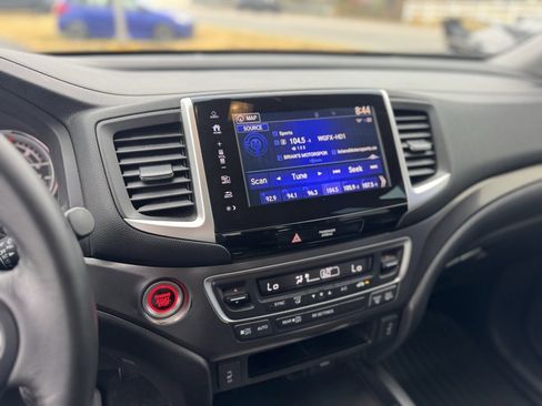 Used 2017 Honda Ridgeline RTL-T image 16