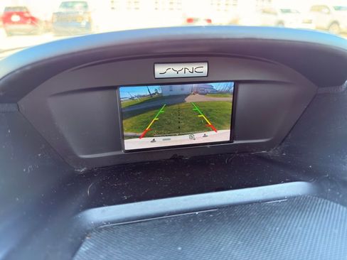 Used 2017 Ford Escape SE image 21