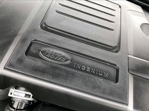 Used 2025 Land Rover Range Rover Velar Dynamic SE image 40