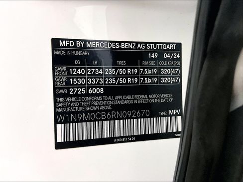 Certified 2024 Mercedes-Benz EQB 250+ image 33