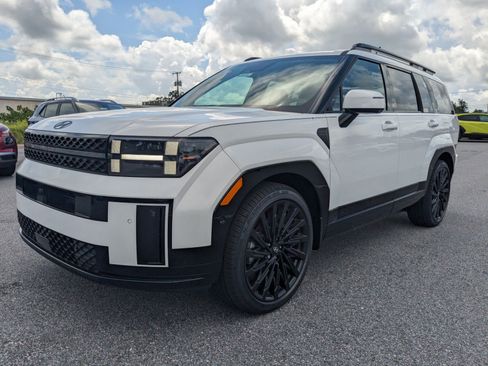 Used 2025 Hyundai Santa Fe Calligraphy image 7