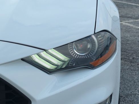 Certified 2020 Ford Mustang Coupe image 8