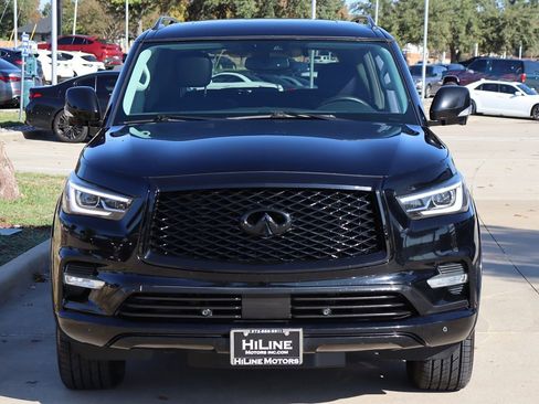 Used 2019 INFINITI QX80 Luxe image 3