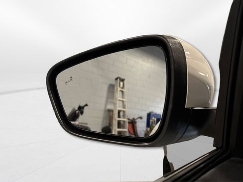 Used 2024 Ford Escape Platinum image 14