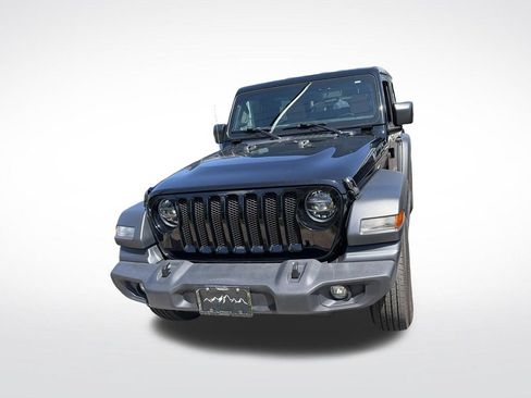 Used 2022 Jeep Wrangler Sport AWD/4WD image 3