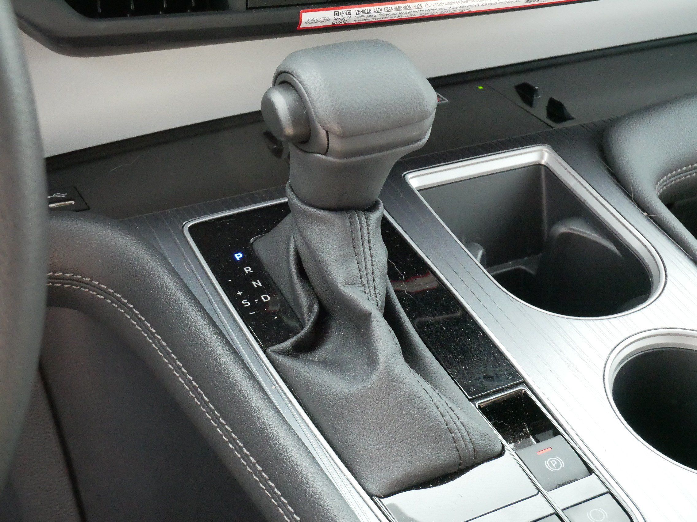 Certified 2026 Toyota Sienna LE FWD image 24