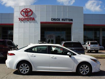 Used 2025 Toyota Corolla LE
