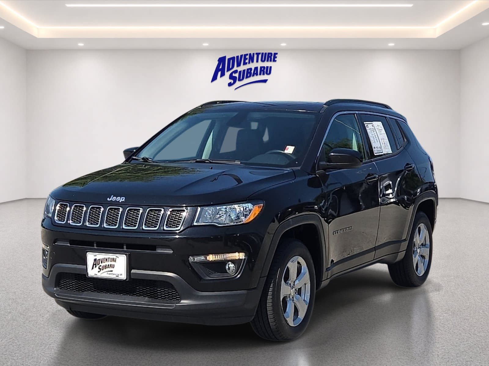 Used 2021 Jeep Compass Latitude w/ Sun and Sound Group AWD/4WD image 2
