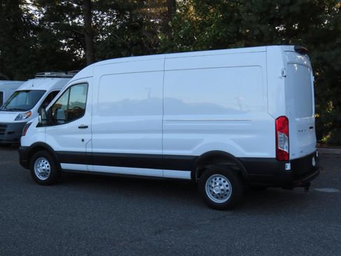 Used 2021 Ford Transit 250 Medium Roof AWD image 3
