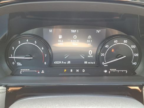 Certified 2022 Lincoln Corsair AWD w/ Premium Package image 15