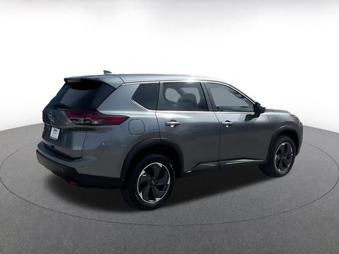 Used 2025 Nissan Rogue SV image 15