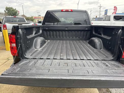 Used 2017 Chevrolet Silverado 1500 LT w/ All Star Edition RWD image 9
