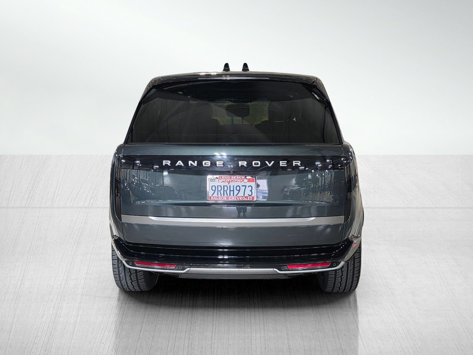 Used 2025 Land Rover Range Rover Long Wheelbase SE AWD/4WD image 6