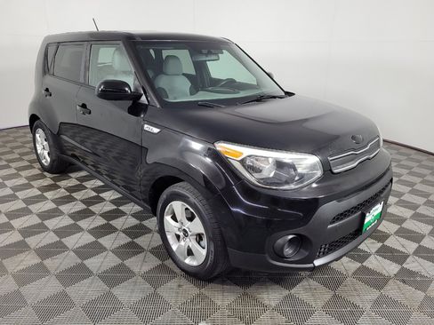 Used 2018 Kia Soul FWD image 13