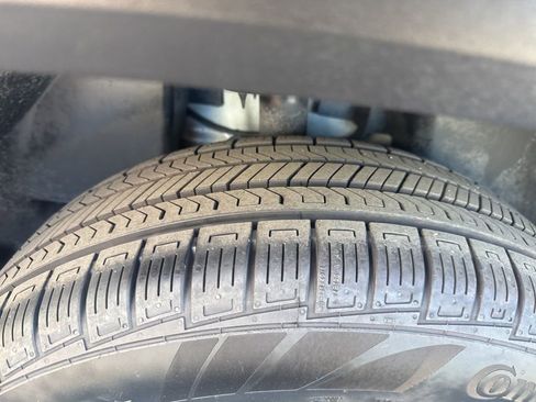 Certified 2020 Jeep Renegade Altitude image 11