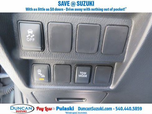 Used 2019 Nissan Pathfinder SV image 25