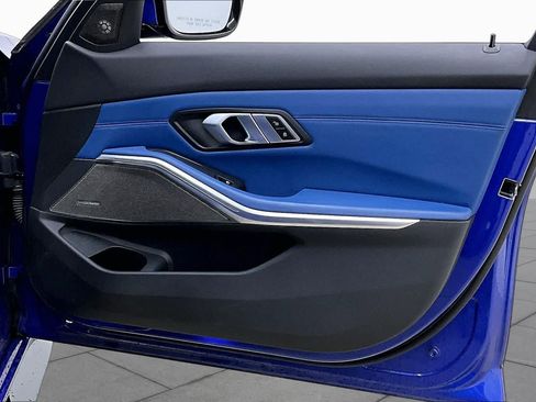 Used 2022 BMW M3 Competition RWD image 26
