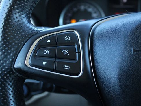 Used 2016 Mercedes-Benz GLC 300 image 29