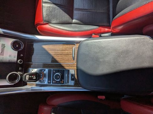 Used 2018 Land Rover Range Rover Sport HSE Dynamic AWD/4WD image 24