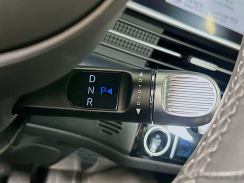 Used 2024 Hyundai Ioniq 6 SEL image 24