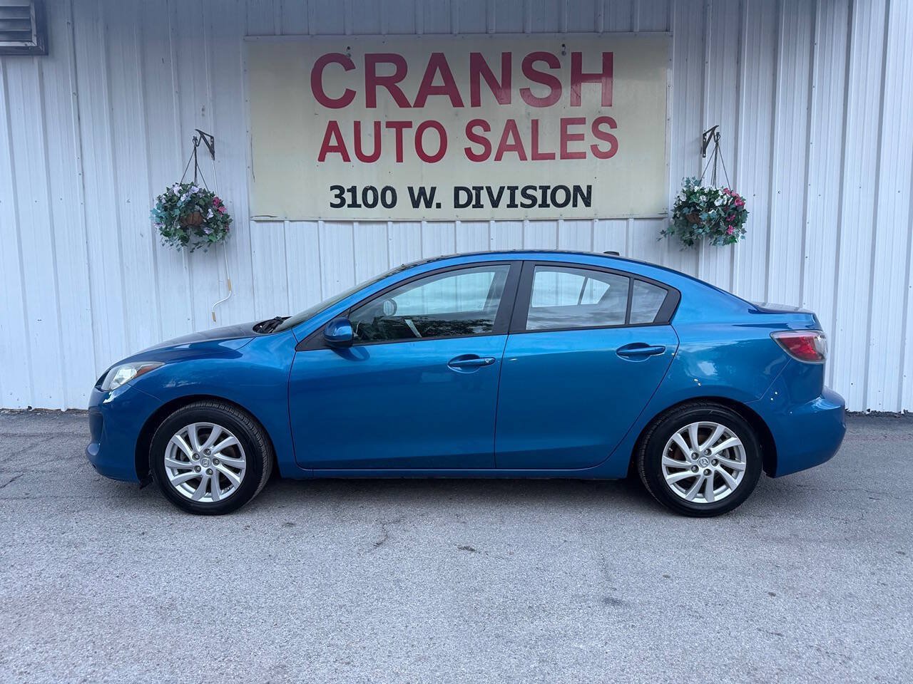 Used 2012 MAZDA MAZDA3 i Grand Touring w/ Tech Pkg FWD image 6