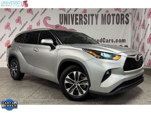 Used 2022 Toyota Highlander XLE image 1