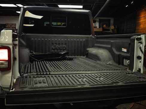 Used 2021 Jeep Gladiator Sport AWD/4WD image 7