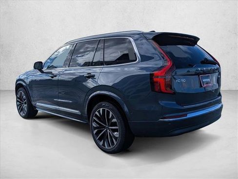 New 2026 Volvo XC90 B6 Plus w/ Protection Package Premier image 9