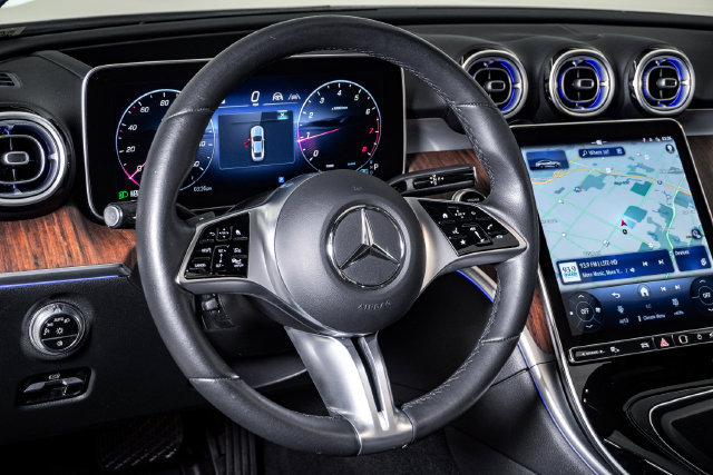 Used 2024 Mercedes-Benz CLE 300 4MATIC Coupe image 27