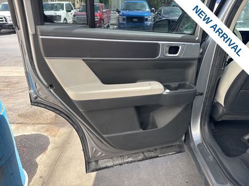 Used 2024 Hyundai Santa Fe SE image 16