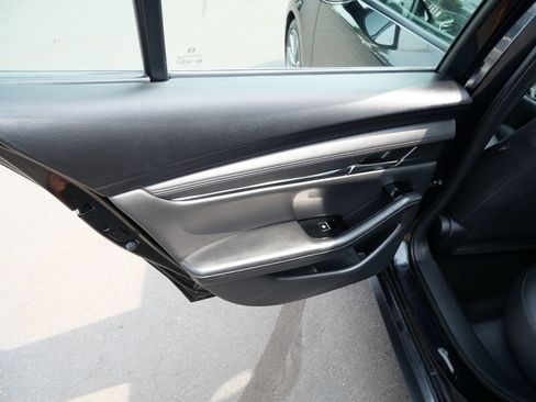 Used 2019 MAZDA MAZDA3 Sedan w/ Select Package FWD image 16