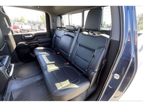 Used 2020 GMC Sierra 3500 SLT w/ SLT Convenience Package AWD/4WD image 28