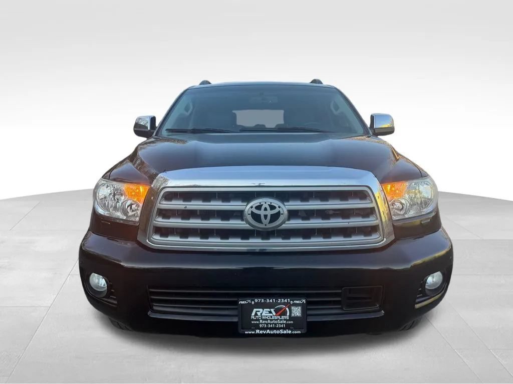 Used 2011 Toyota Sequoia Platinum AWD/4WD image 9
