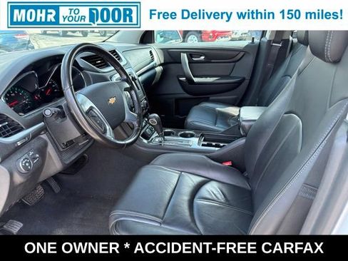 Used 2017 Chevrolet Traverse LT FWD image 14