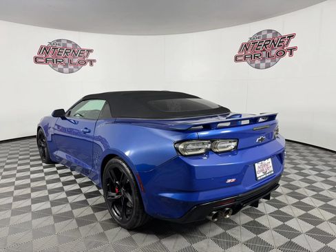 Used 2021 Chevrolet Camaro SS RWD image 9