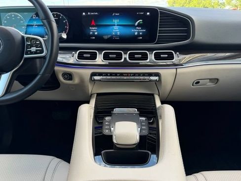 Used 2021 Mercedes-Benz GLE 350 4MATIC w/ Premium Package image 14