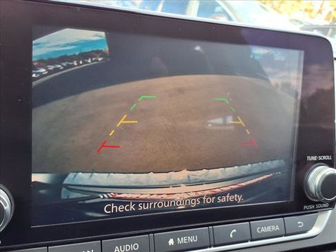 Used 2022 Nissan Altima 2.5 SV image 17