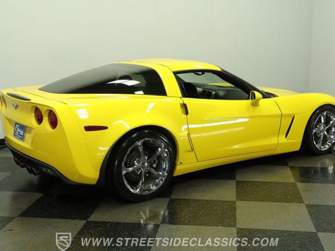 Used 2007 Chevrolet Corvette Coupe RWD image 12