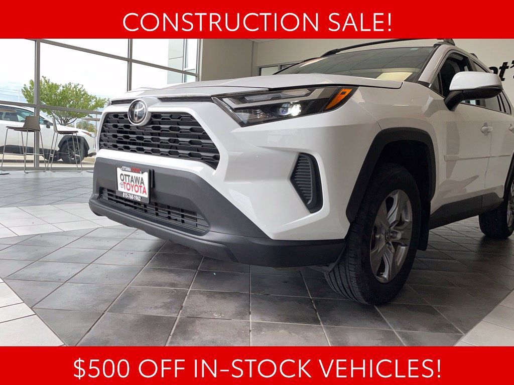 Used 2023 Toyota RAV4 XLE w/ Convenience Package AWD/4WD image 17