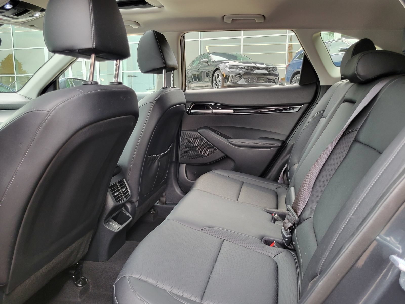 Certified 2024 Kia Seltos EX AWD/4WD image 26