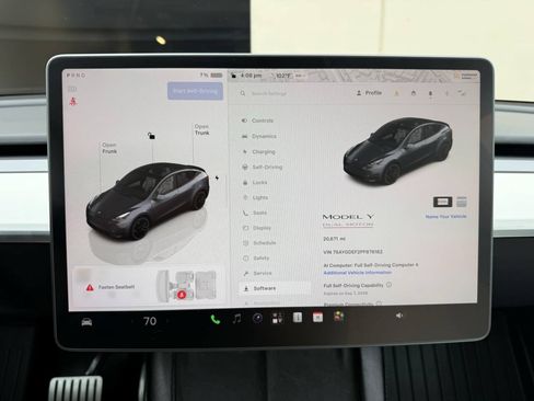Used 2023 Tesla Model Y Performance AWD/4WD image 12