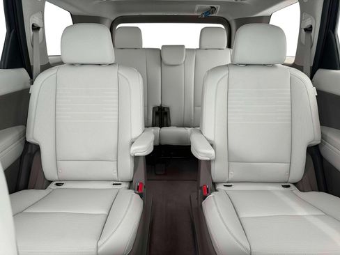 New 2026 Hyundai Palisade Limited FWD image 16