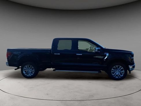 New 2026 Ford F150 XLT w/ Equipment Group 302A MID AWD/4WD image 10