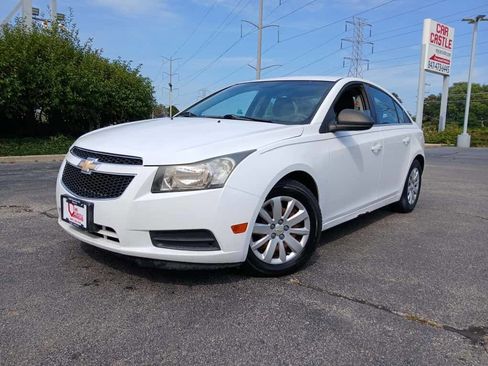 Used 2011 Chevrolet Cruze LS w/ Connectivity Package image 1
