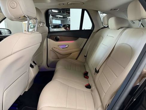 Certified 2022 Mercedes-Benz GLC 300 4MATIC image 11