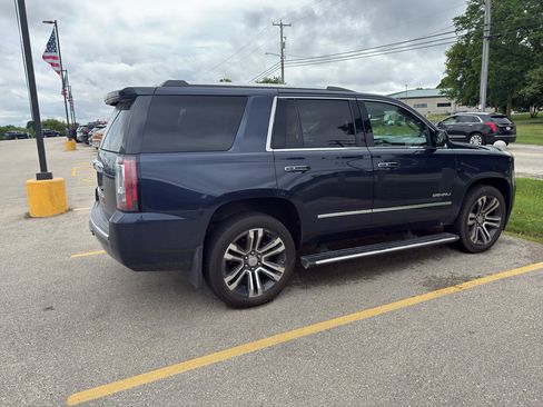 Used 2018 GMC Yukon Denali w/ Denali Ultimate Package AWD/4WD image 3
